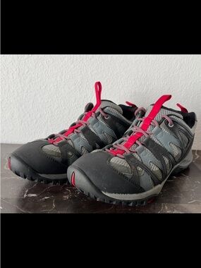 MERRELL Turbulence Q Form2 Select Grip Gray/Red/Black Hiking Walking Shoe